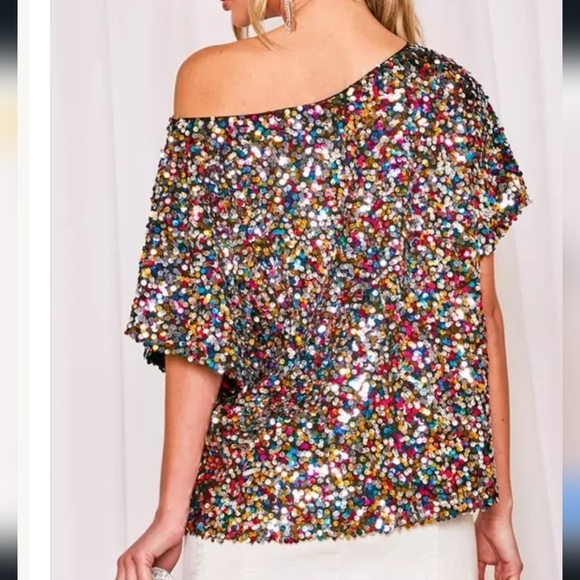 Bling Fling Sequin Top - Picture 5 of 15